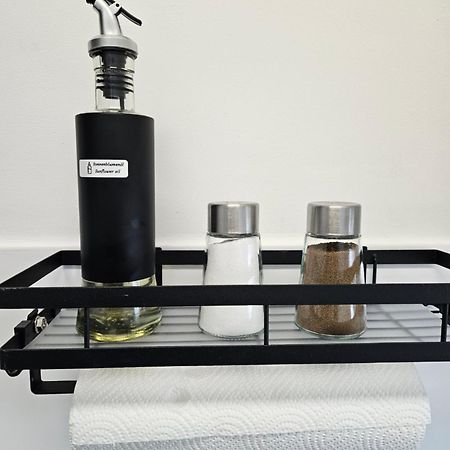Modern Homes - Voll Ausgestatte Wohnung - Balkon - Hotelbetten - 4K Tv - Wlan Moers Exteriör bild