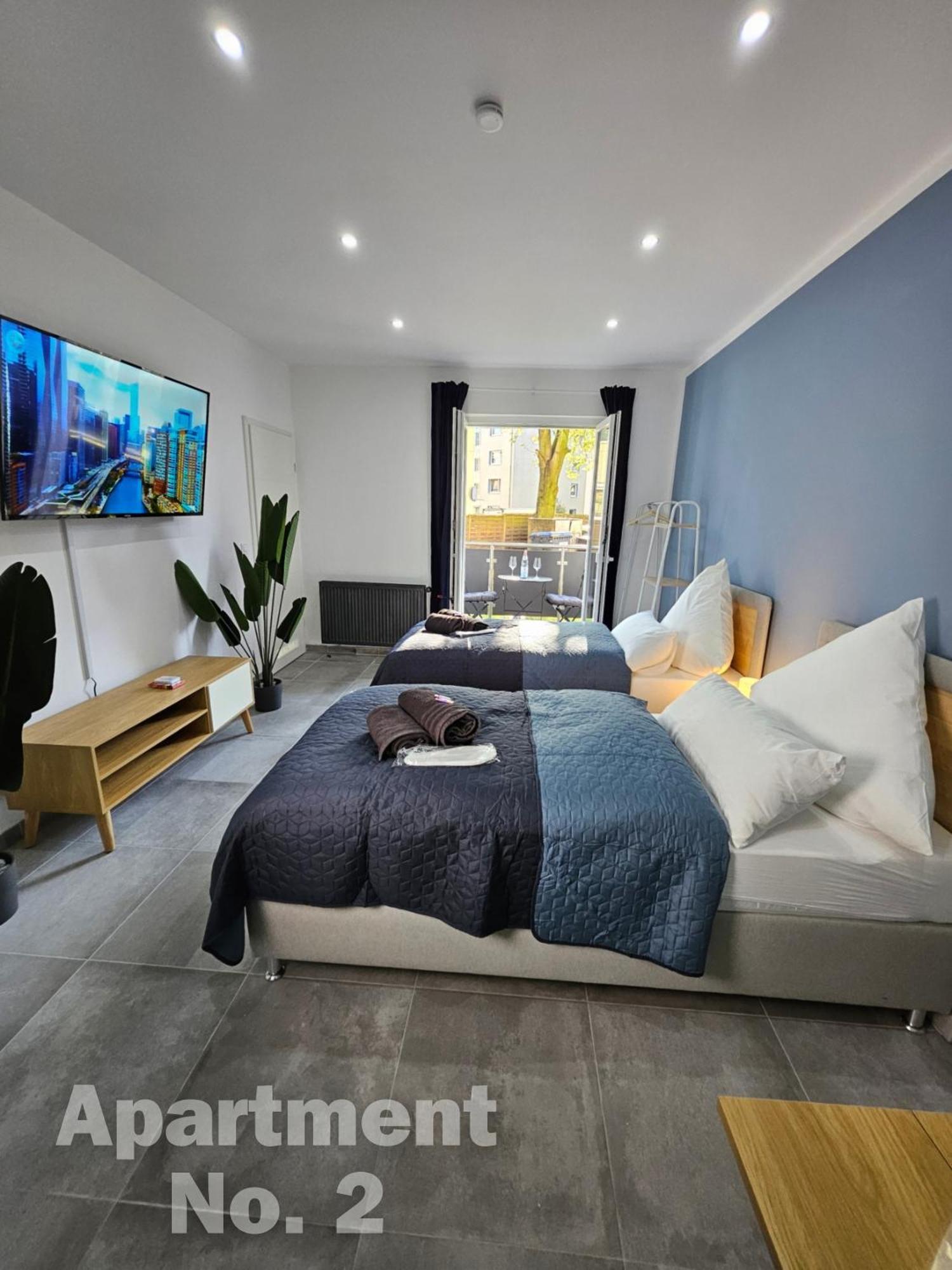 Modern Homes - Voll Ausgestatte Wohnung - Balkon - Hotelbetten - 4K Tv - Wlan Moers Exteriör bild
